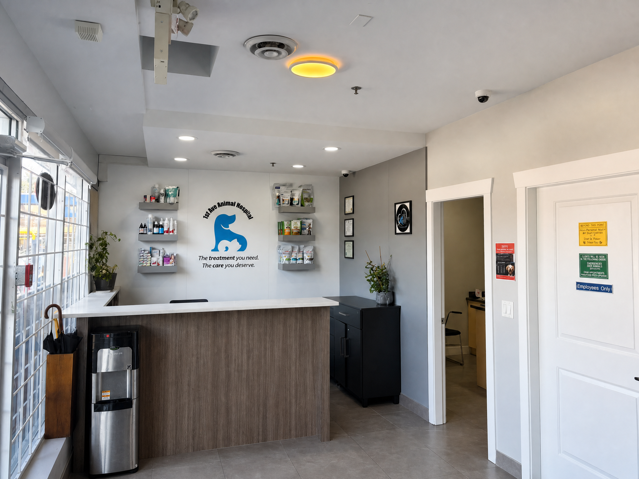 Welcome to 1st Ave Animal Hospital in Vancouver, BC